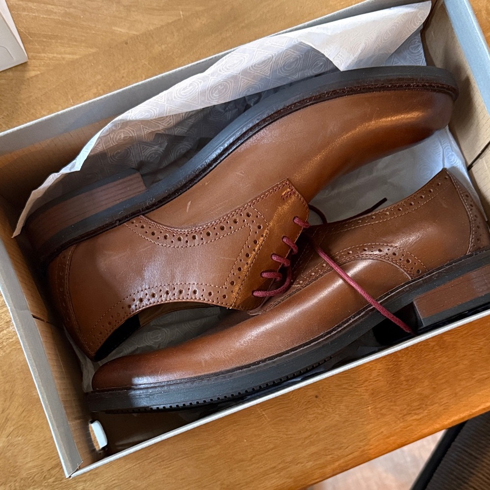 Bostonian Dark Tan Leather Men's Oxfords